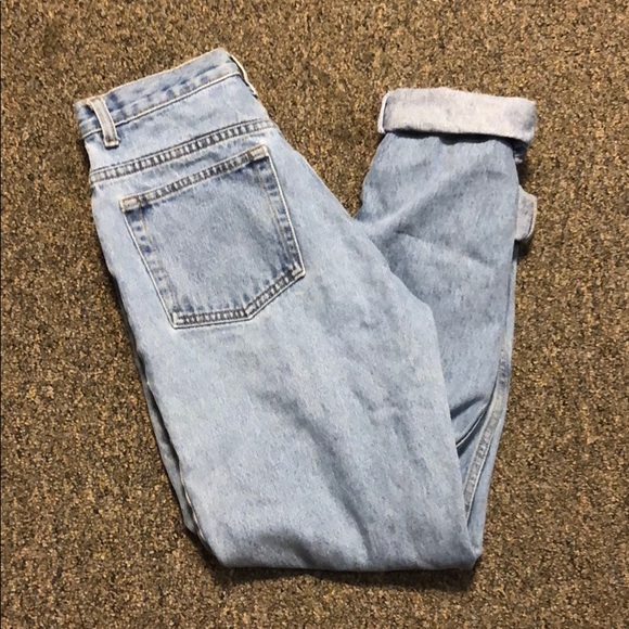 Calvin Klein boyfriend jeans!! - Picture 2 of 4